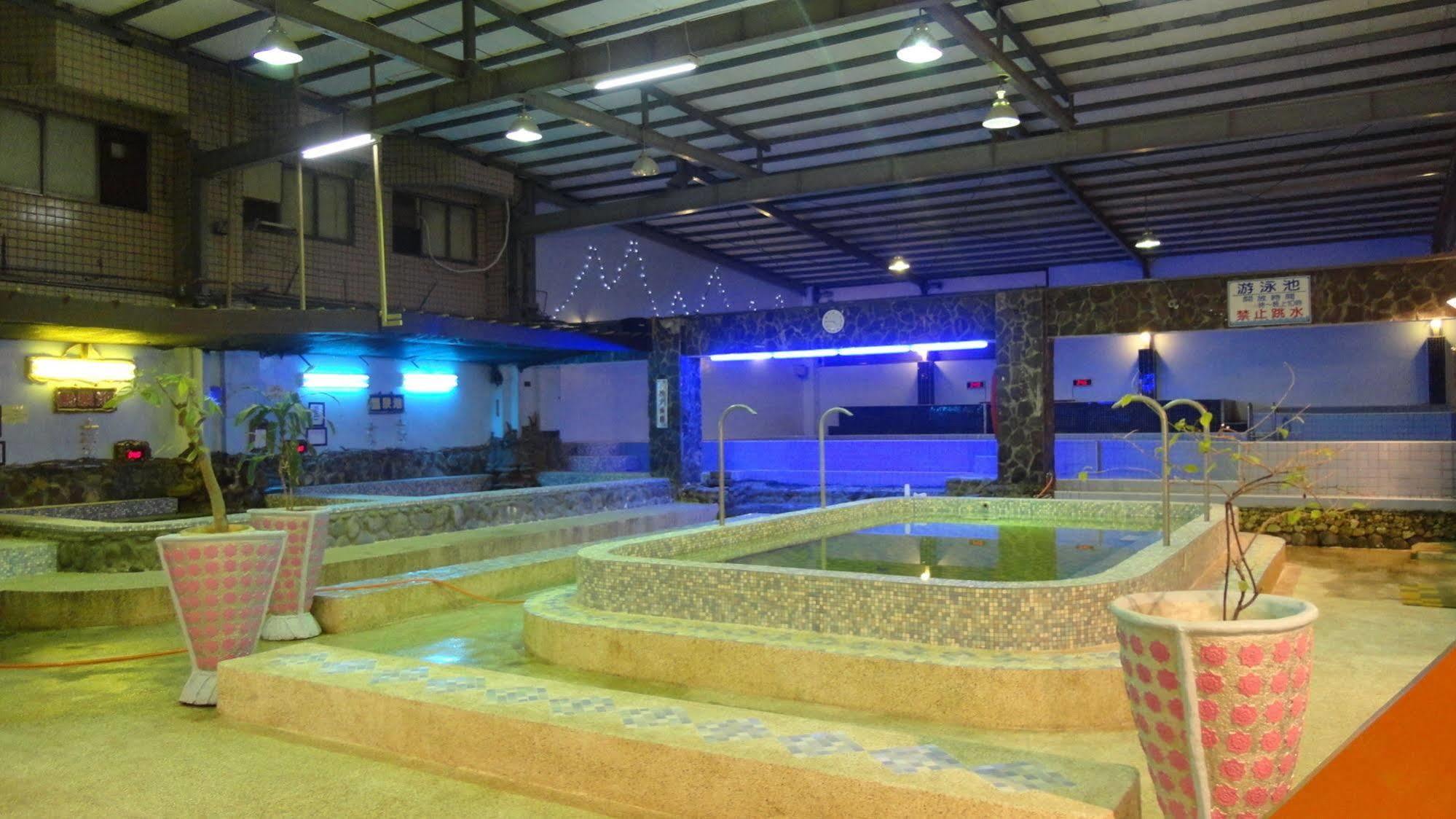Kenting Maldives Hotspring Hotel Heng-ch'un Екстериор снимка